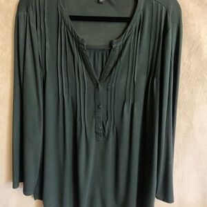 Cable & Gauge Dark Green Blouse